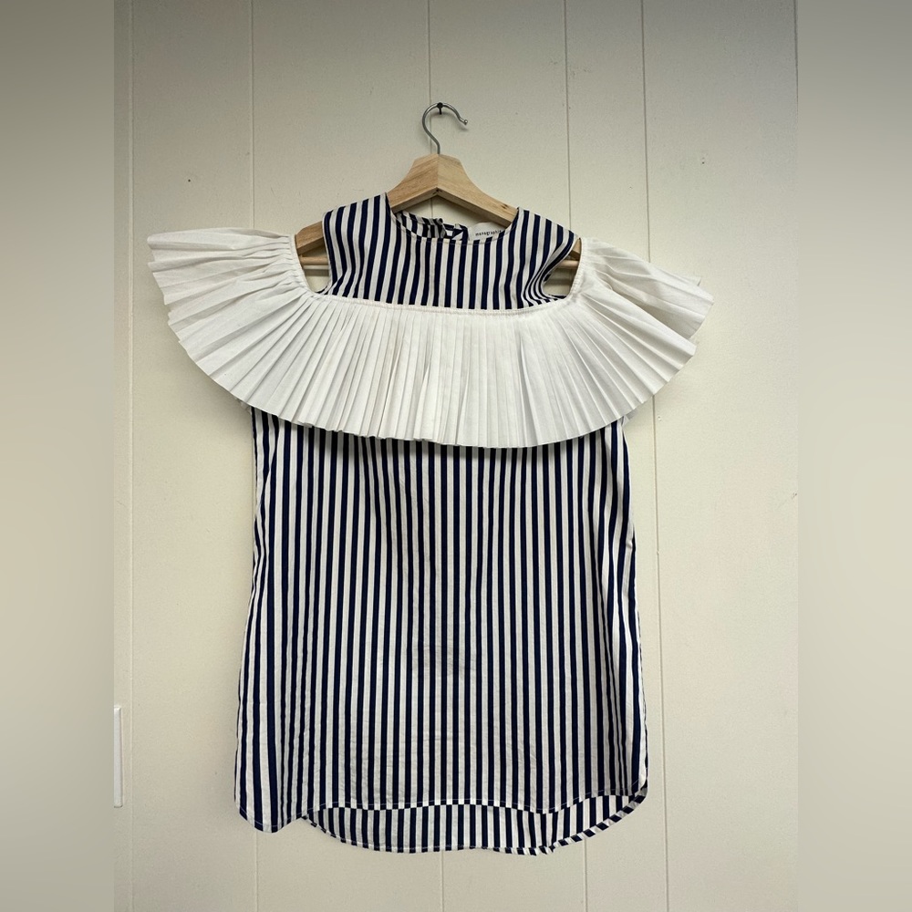 Monographie striped open shoulders blouse size S